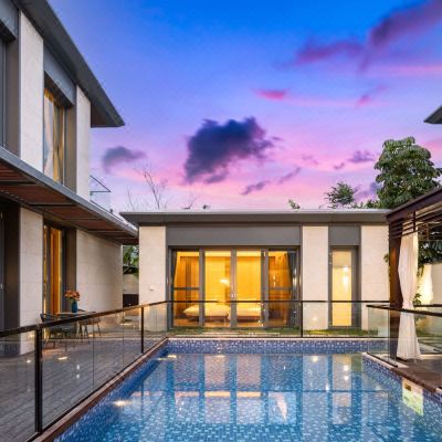 豪华四居泳池独栋别墅