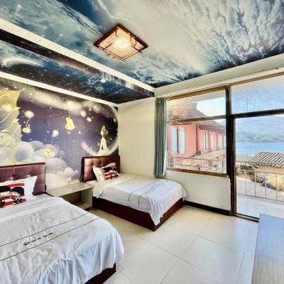 温馨湖景双床房