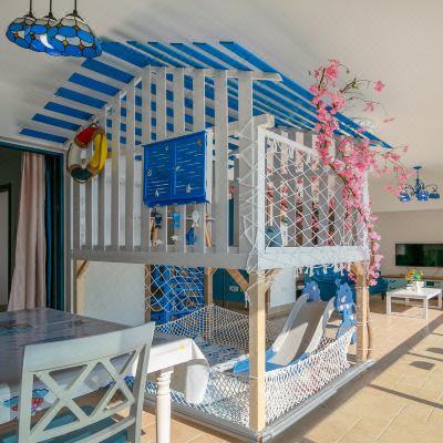 童话秘境树屋海景套房两房两卫一厅