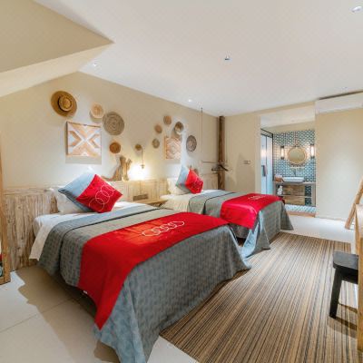 百合/番红-又见炊烟向暖双床房