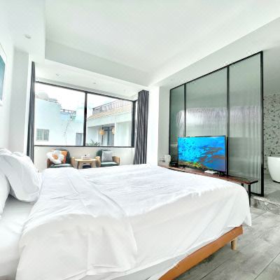 豪华街景大床房