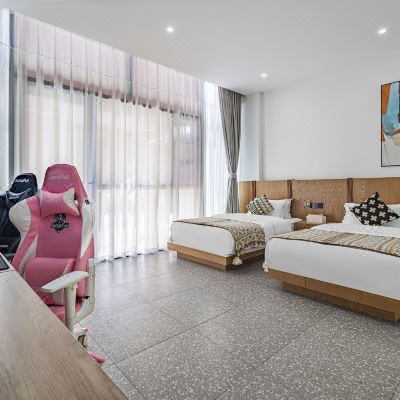 秋＞物竞双床房[专业电竞设备]