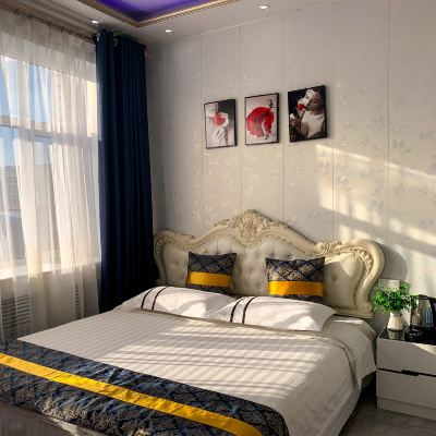 时尚豪华大床房