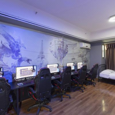 峡谷之巅五人房[全房间定制释压超软床垫]