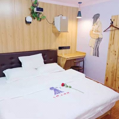 海角七号「坚果影院」