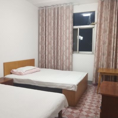 农家山景亲子间(公共卫浴)