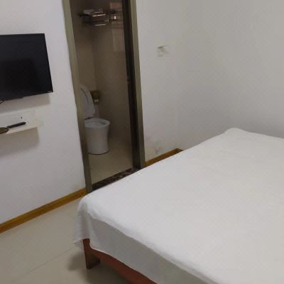 单间（公共卫浴）