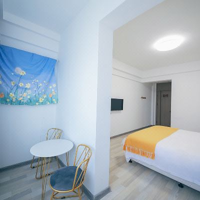 良辰｜蜜语城景大床房｜阳台小憩