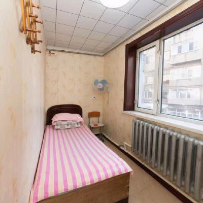 单人间(公共卫浴)