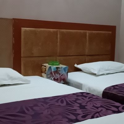 标准双床房(无窗)