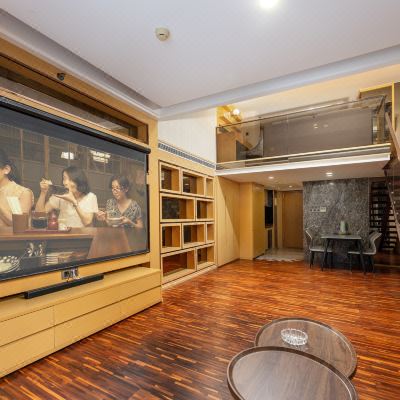 复式两房一厅豪华套房