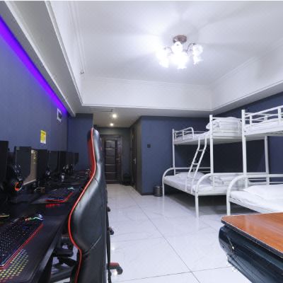 畅游电竞五人间