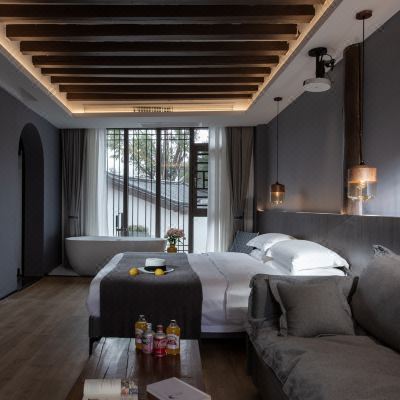 静谧庭院大床房