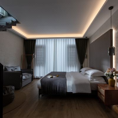 三人行观景套房