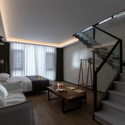 温馨榻榻米套房