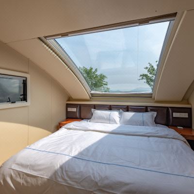 欢聚·豪华星空房车