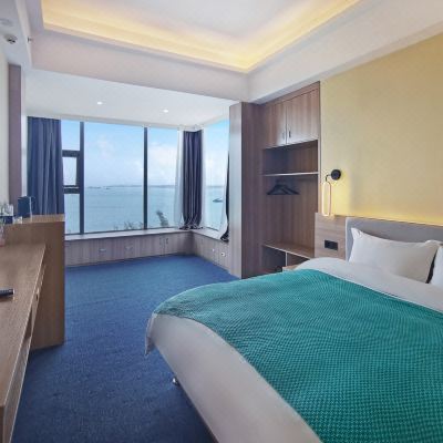 高级海景大床房