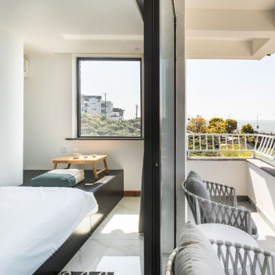 堤畔·轻奢湖景大床房