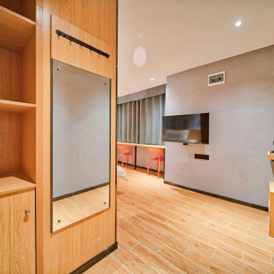 雅致舒适大床房