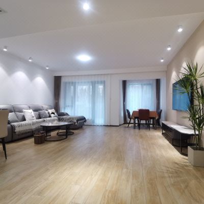 森海花园两居平层洋房（大院+大客厅）