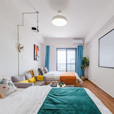 精致阳台双床房