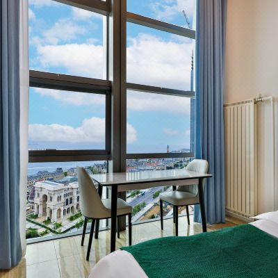 海景IMAX巨幕家庭影院三床房（极米百寸1080P+双卫）