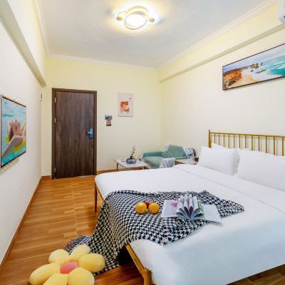 豪华轻奢大床房