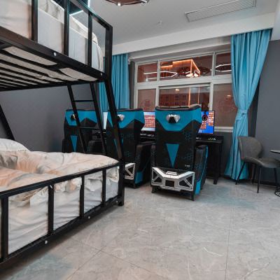 豪华电竞三人间[I5+2060+32寸曲屏+64G]