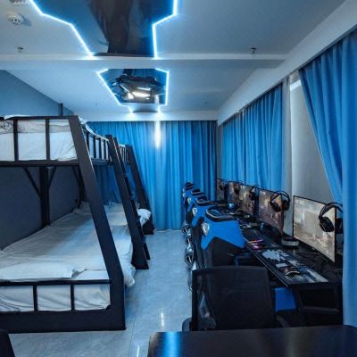 豪华电竞五人房[I5+2060+32寸曲屏+64G]