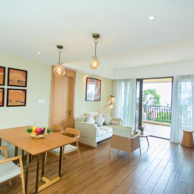 云沁 ▪ 湖景叠墅两室套房