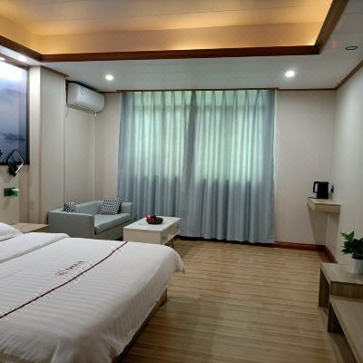 优享精品大床房