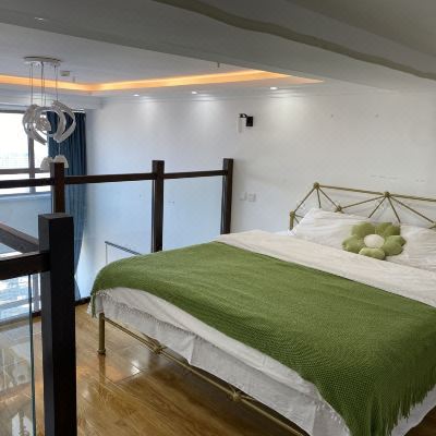 Loft诗情画意高层观景双床投影房