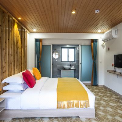 伊甸园·浪漫大床房