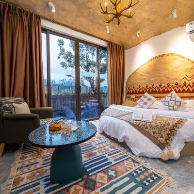 喜石·洞穴庭院大圆床房