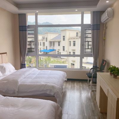 豪华山景双床房