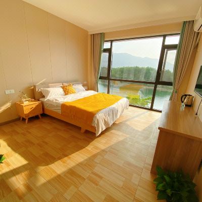 B栋湖景大床房️