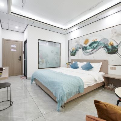 科凡轻奢定制大床房