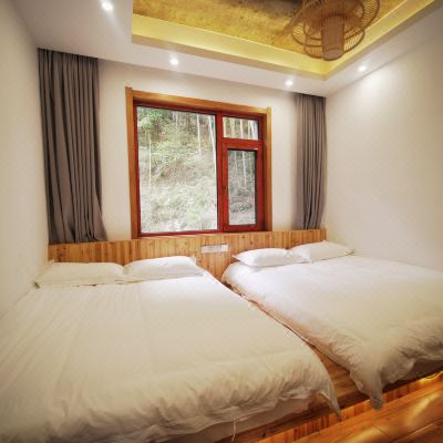 蛟池峰.山景双床房