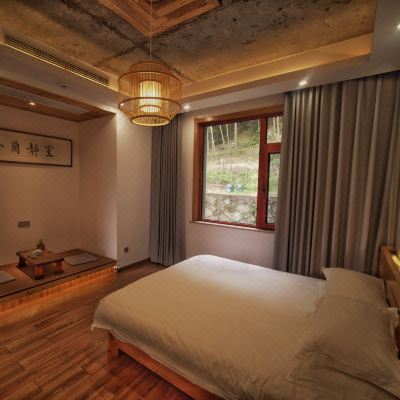 天台峰.亲子家庭房