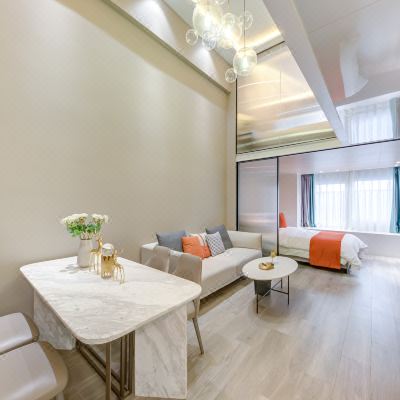 温馨复式三室一厅套房