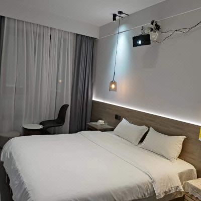 LAN TING舒适影音房