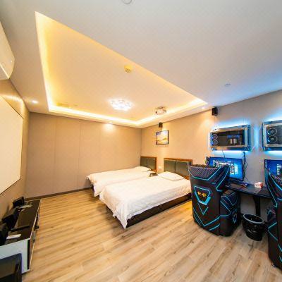 双人特价电竞房