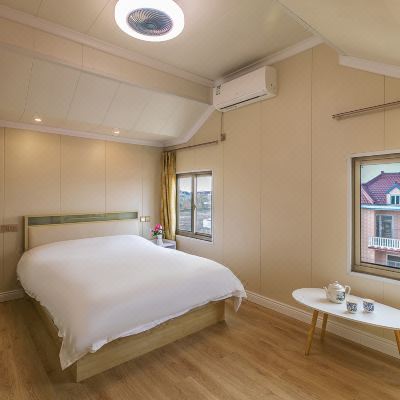 标准大床房303（公共卫浴）