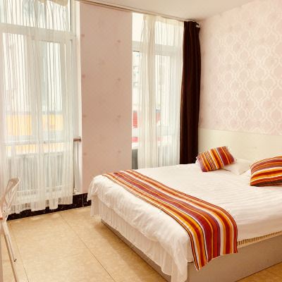 粉色回忆大床房