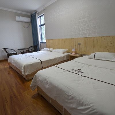 严选童趣亲子房