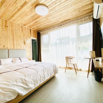 特色木屋大床房