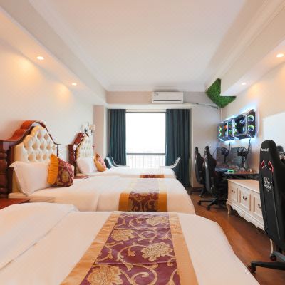 三人电竞轰趴房