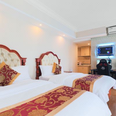 基友开黑双床房