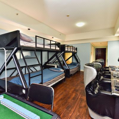 电竞棋牌四人间[钻石特权+uu加速器+steam特权]