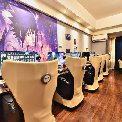 电竞五人棋牌间